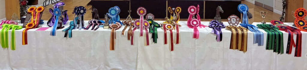 Rosette Table December 2025